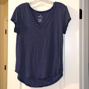 American Eagle t-shirt
